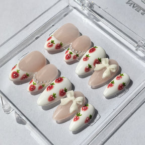 Strawberry Ballet | Handgjorda press-on-naglar