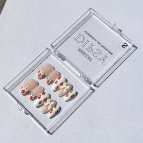 Strawberry Ballet | Handgjorda press-on-naglar